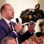 c8ae7e25cde672ec1bc25696fcdfa5e5