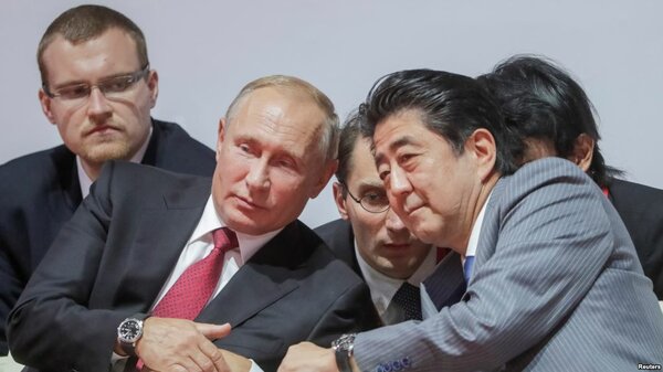 Президент РФ Владимир Путин и Премьер-министр Японии Синдзо Абэ