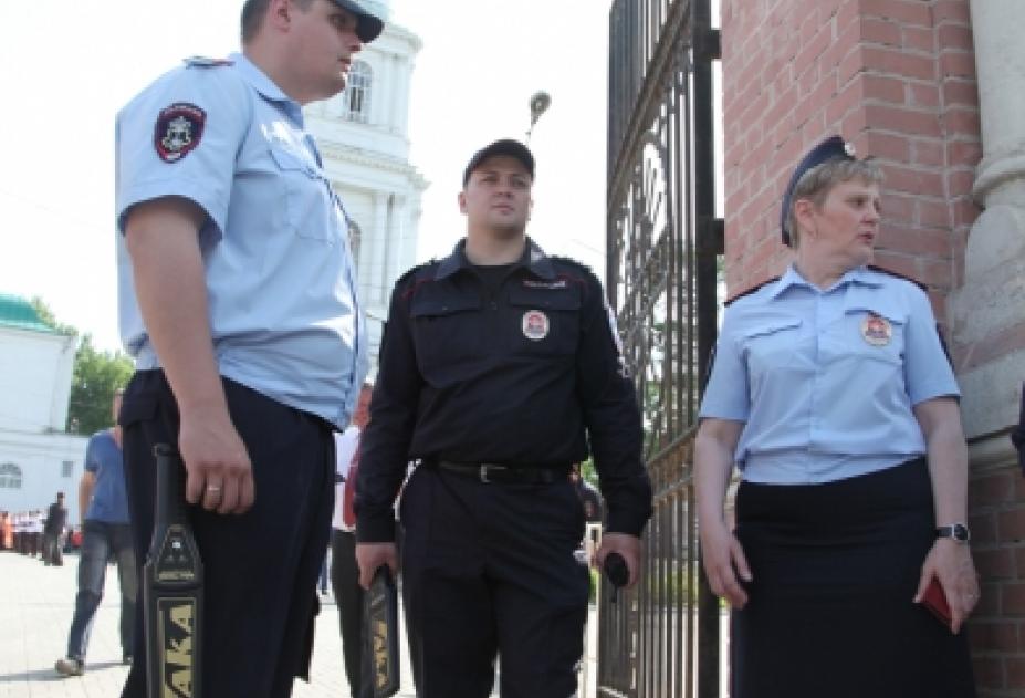 100 полицейских дежурят у храма Тулы, куда прибыли мощи князя Владимира