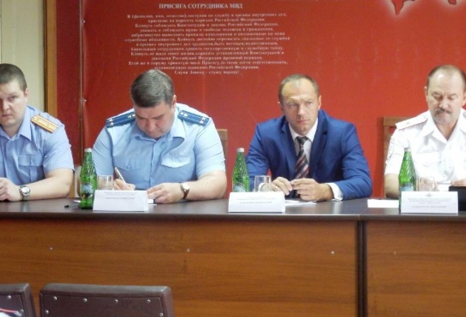 Омвд тульская область. Начальник ОМВД России по г Узловая Тульской области. Начальник полиции Узловая Тульской. Полиции Узловского района. ОМВД В Узловском районе
