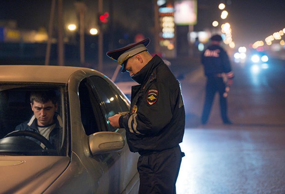 Штраф водителю автобуса за езду без маски