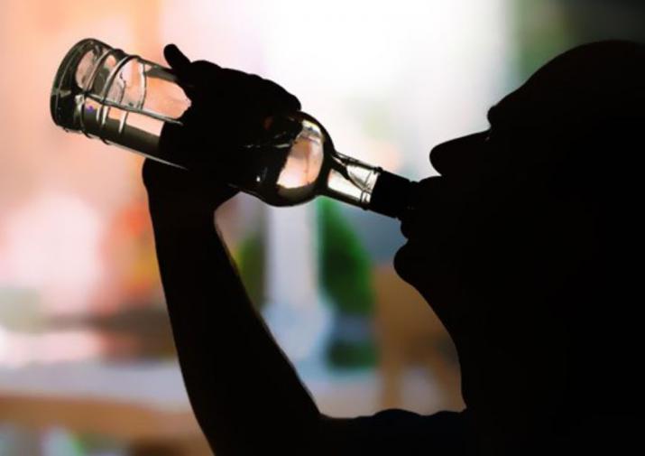 Почти 700 туляков «попались» за распитием алкоголя в общественных местах