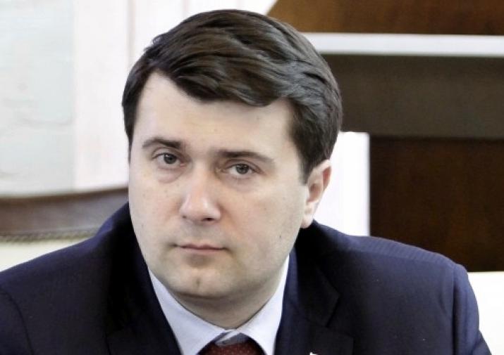 Лебедев рассказал, что в Грицовском поселке уволились два последних педиатра