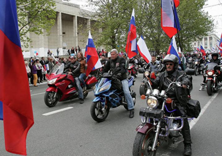 На Берлин через Тулу. Тысячи мотоциклистов отправляются по «Дорогам Победы»