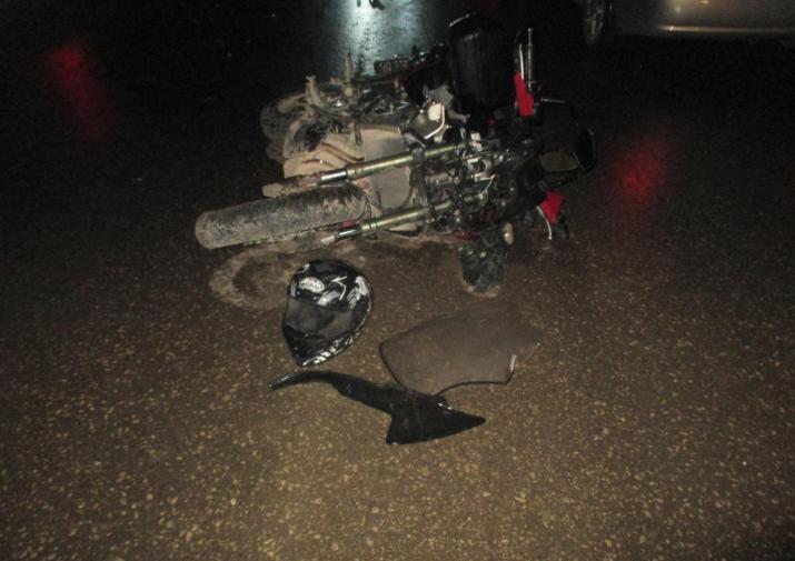 В Тульской области автоледи на ВАЗе протаранила мотоцикл