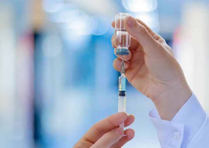 Пенсионеры из Тульской области получат вакцину против пневмококка