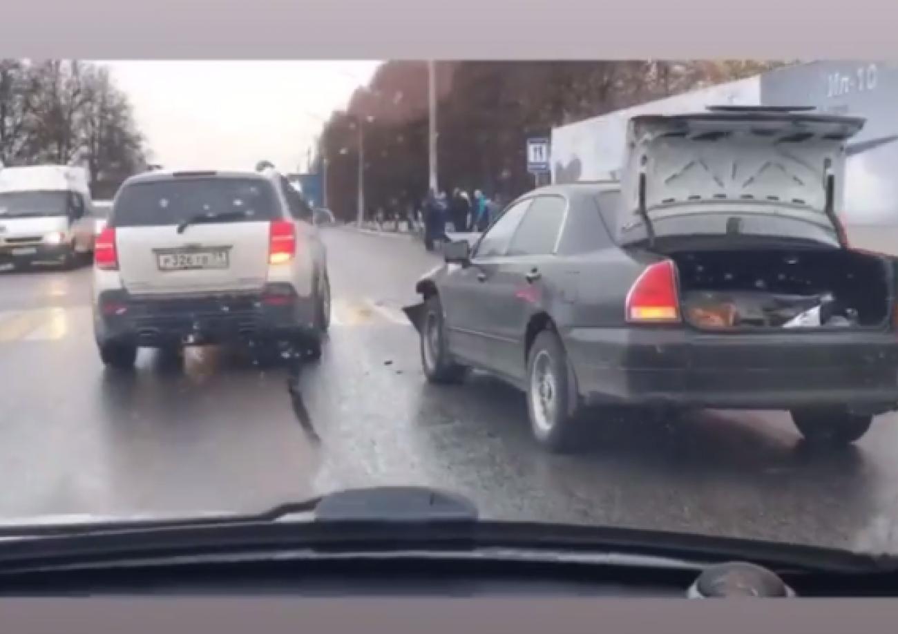 "Дождевая" авария на Красных воротах попала на видео