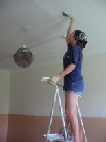 Волонтеры фонда "Старость в радость" ремонтируют дом престарелых под Тулой