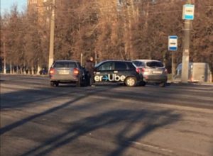 В Туле на Зеленстрое в аварию попал Uber