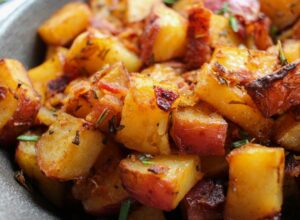 Диетологи назвали вредные блюда из картофеля