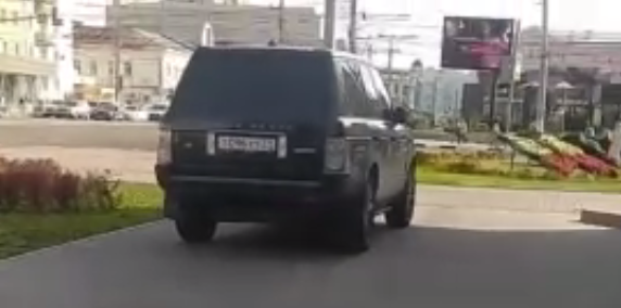 51-летний автохам, разъезжающий по Туле на Range Rover, задержан за хулиганство
