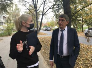 Дмитрий Миляев встретился с жителями дома на ул. М. Горького