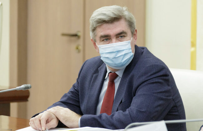 Главный санитарный врач Тульской области объяснил мутации коронавируса у вакцинированных