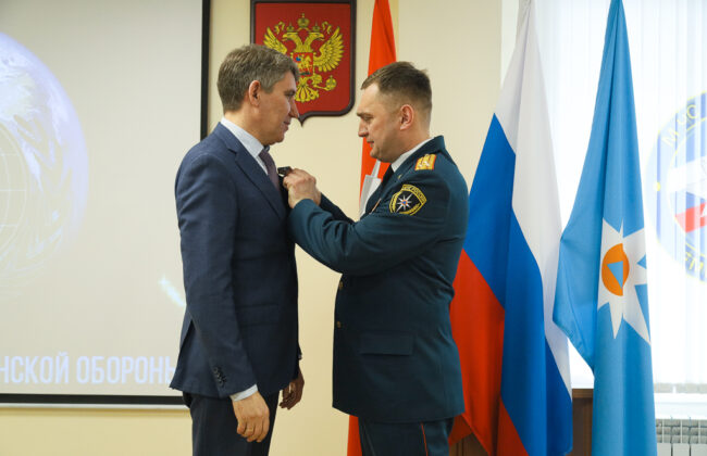 Глава администрации Тулы награжден медалью МЧС России