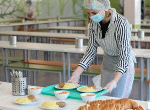 В Тульской области назвали главные проблемы школьного питания