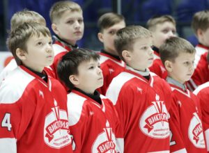 Около 320 тульских хоккеистов сыграли в региональном этапе «Золотой шайбы»