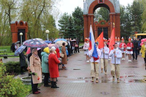 В Одоеве прошел митинг, посвященный Дню Победы