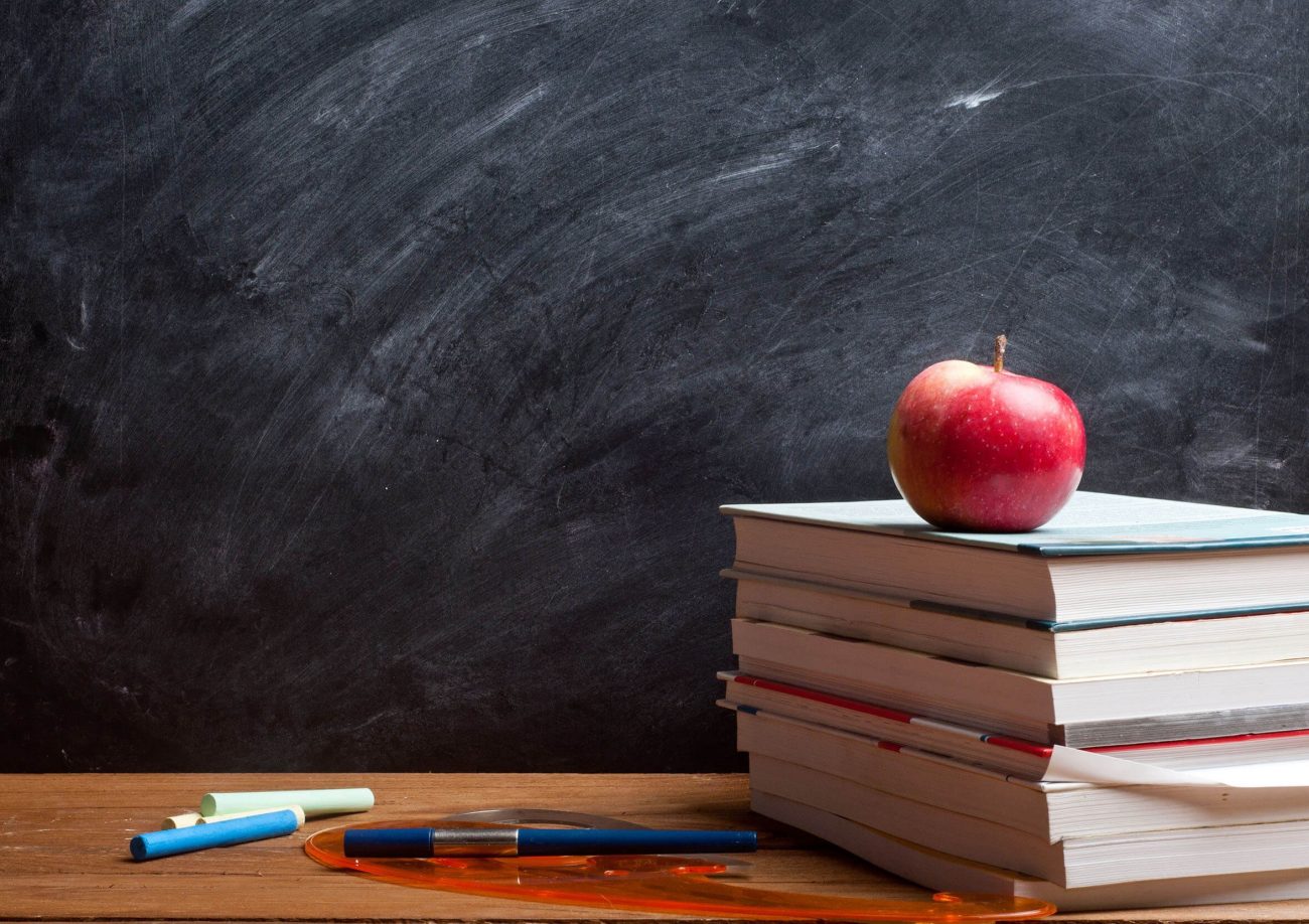 В Тульской области учителя могут заработать больше 50 тыс. рублей в месяц на удаленке