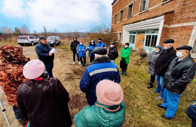Глава администрации Суворовского района встретился с жителями села Кипеть