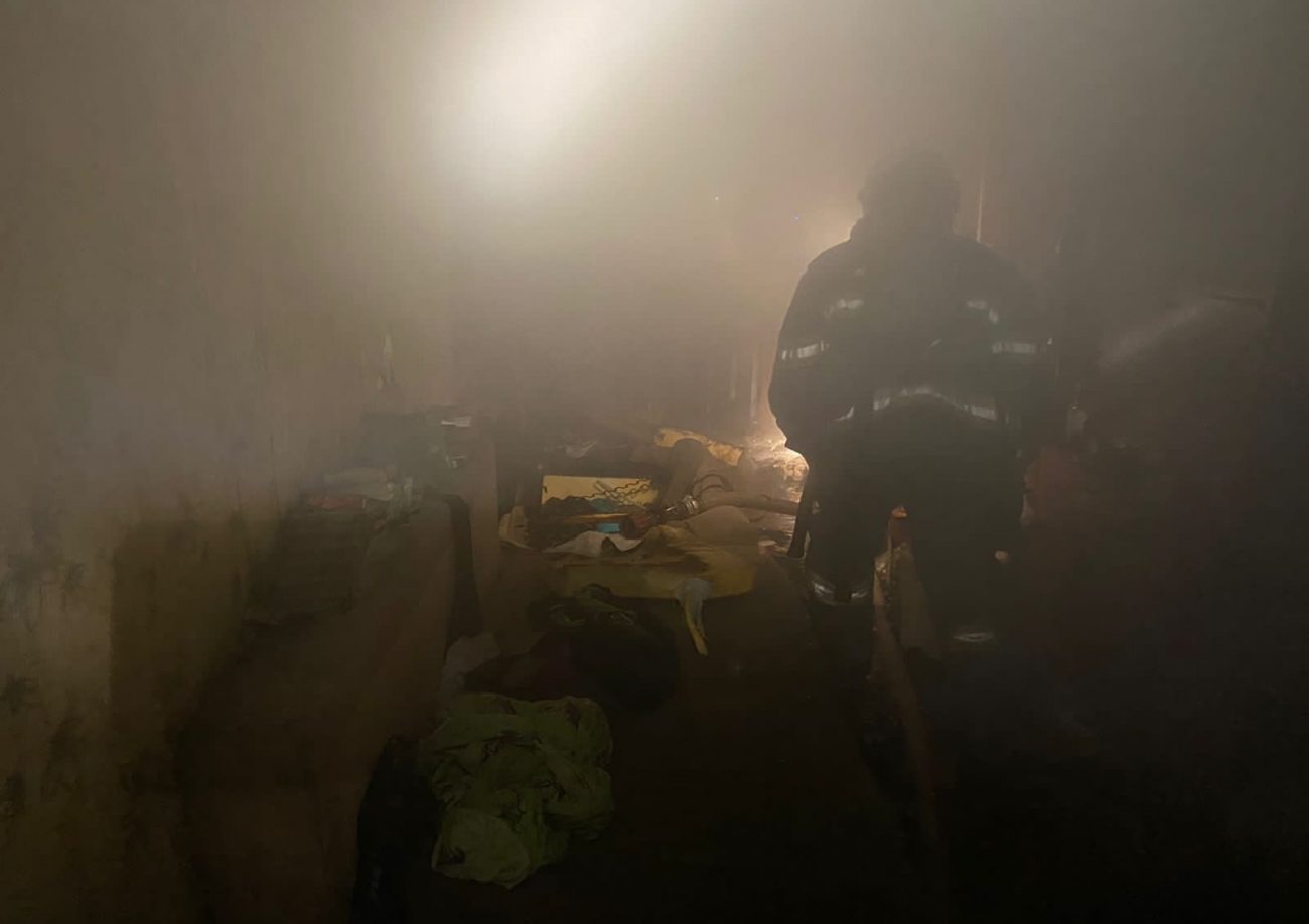 В Новомосковске на пожаре были спасены три человека