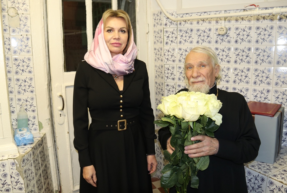 Ольга Слюсарева поздравила с юбилеем Почетного гражданина Тулы
