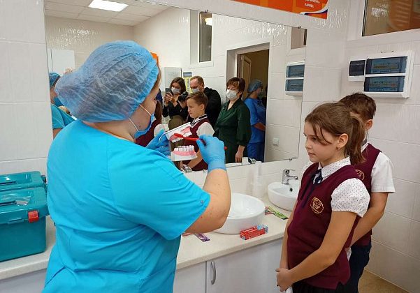 В щекинской школе открылся стоматологический кабинет