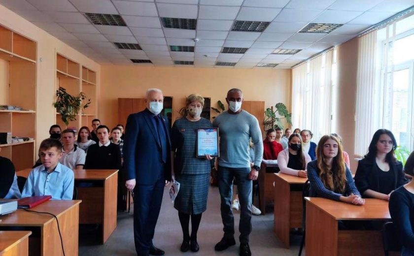 В Ясногорске наградили студентов-участников конкурса «С чего начинается Родина»