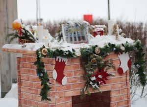 В Туле стартовал конкурс креативных новогодних елок