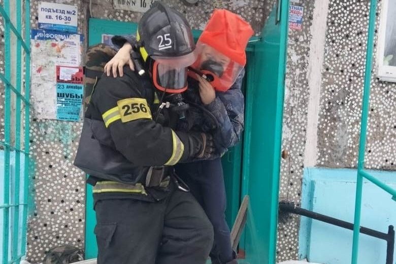В пожаре в Новомосковске спасли 4 детей