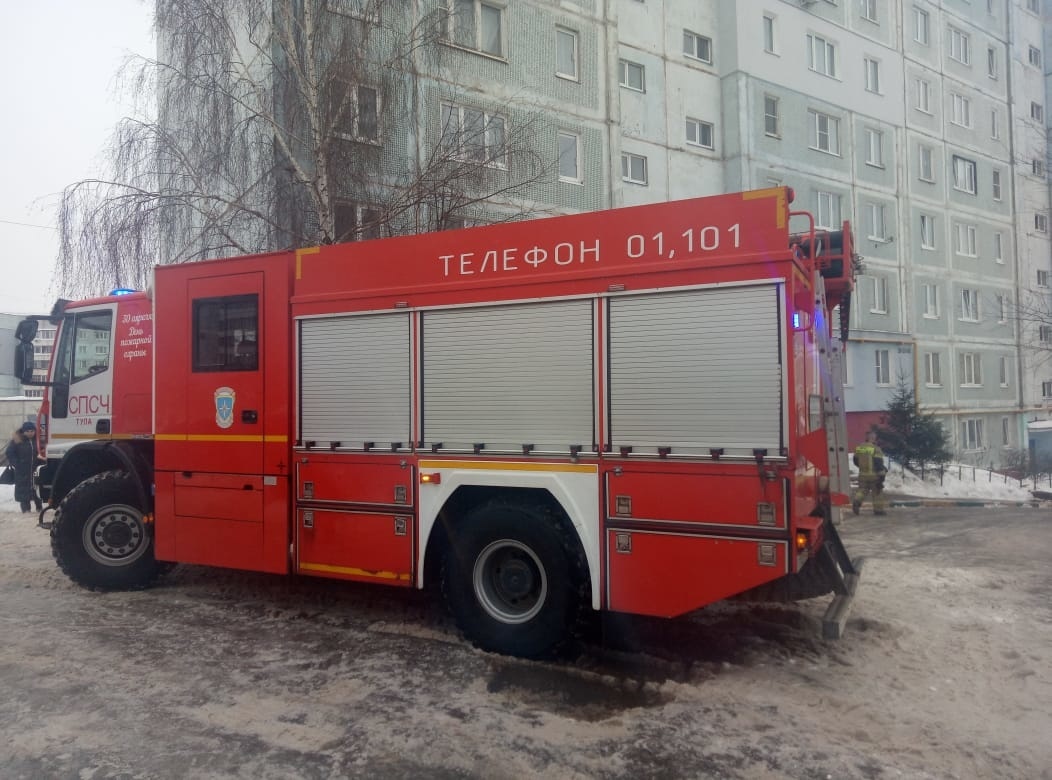 В Туле во время пожара на ул. Майской эвакуировали 20 человек