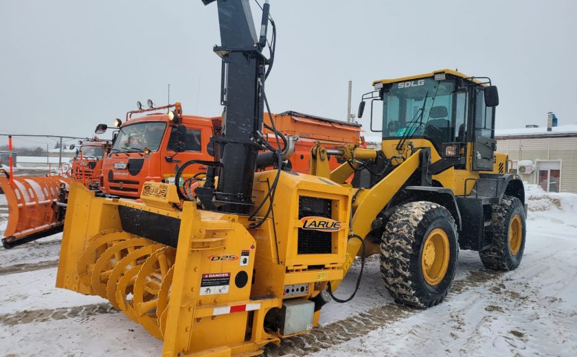АО «САХ» приобрело новую технику для расчистки тульских улиц от снега