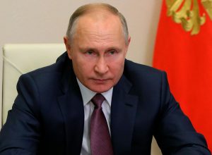 Владимир Путин приказал перевести силы сдерживания в особый режим боевого дежурства