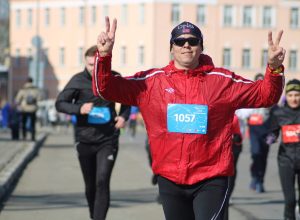 В Туле около 600 спортсменов приняли участие в забеге «Мы вместе Крым»