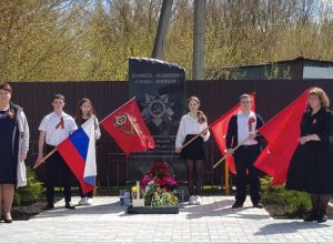 К 9 мая тульские депутаты благоустроили Аллею Памяти и Славы в Киреевском районе