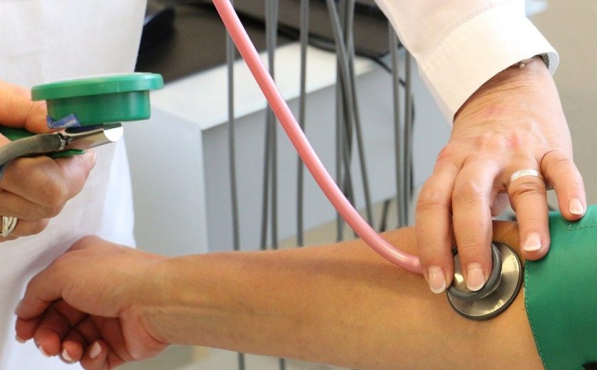 В Тульской области средняя зарплата медсестры составляет 33,5 тыс. рублей