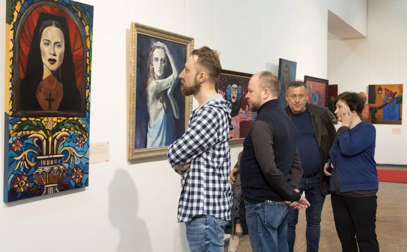 13 мая в Туле открылась выставка картин Кристины Гейлер