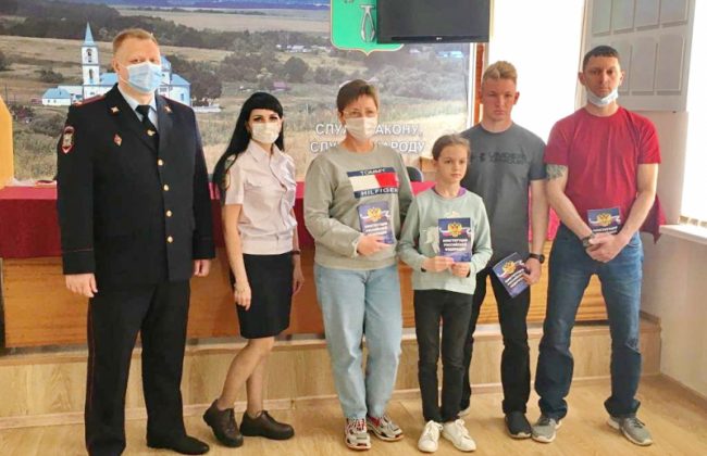В Тульской области семья из Мариуполя приняла российское гражданство