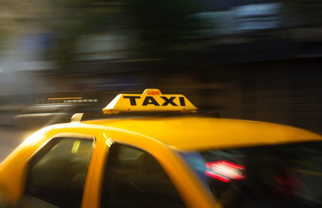 В Тульской области ветераны ВОВ смогут пользоваться такси бесплатно