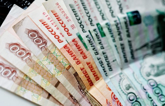 Жители Тульской области держат на депозитных вкладах 245 миллиардов рублей