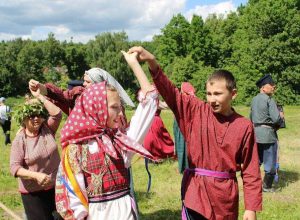 В Ясногорске прошел межрайонный праздник «Троица – Зеленые святки»