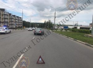 В Новомосковске водитель на LADA Priora сбил 16-летнюю девушку
